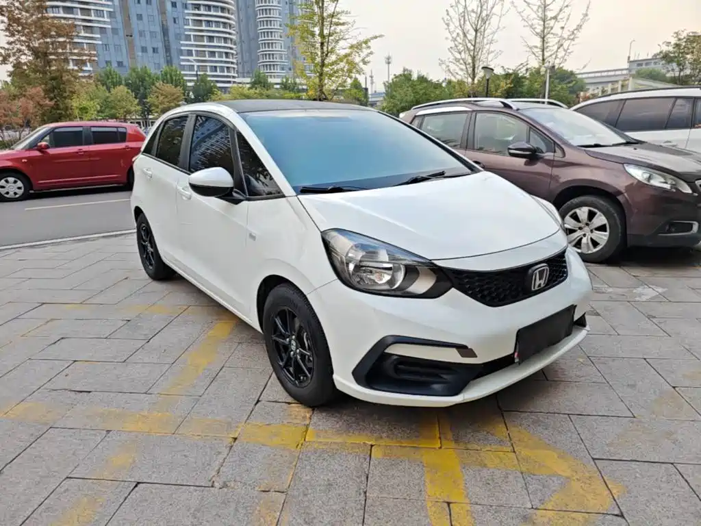Honda Fit — фото 3