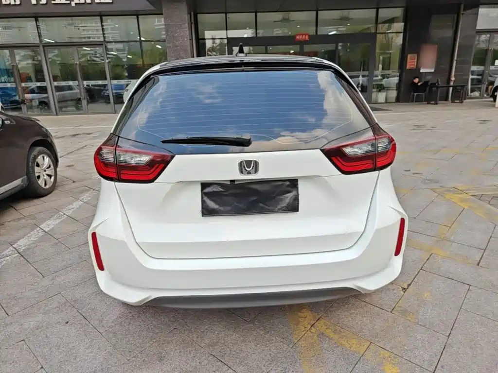 Honda Fit — фото 5