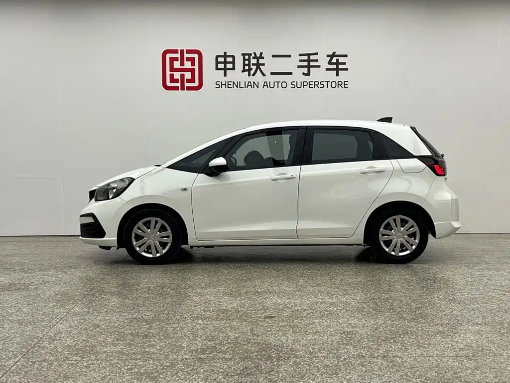 Honda Fit — фото 3