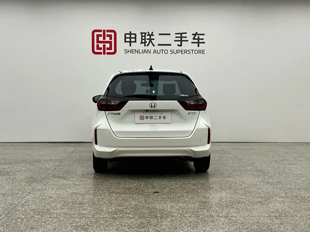 Honda Fit — фото 4