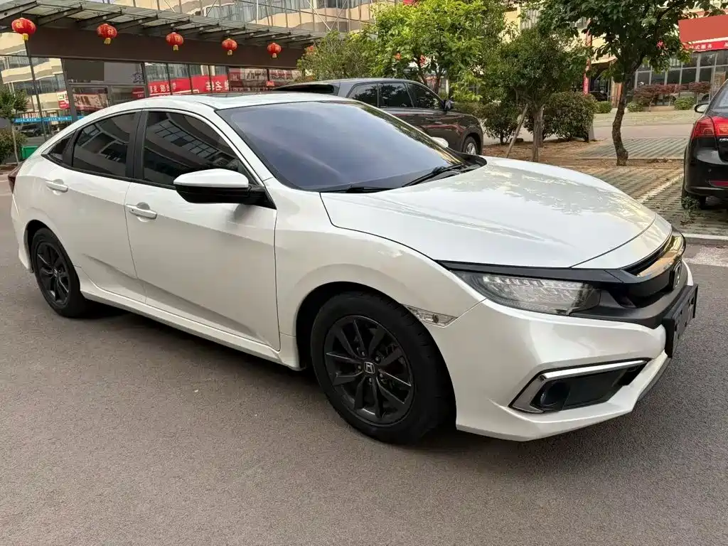 Honda Civic — фото 3