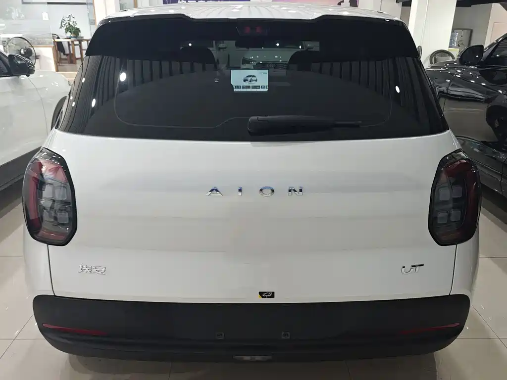 Aion AION UT — фото 4