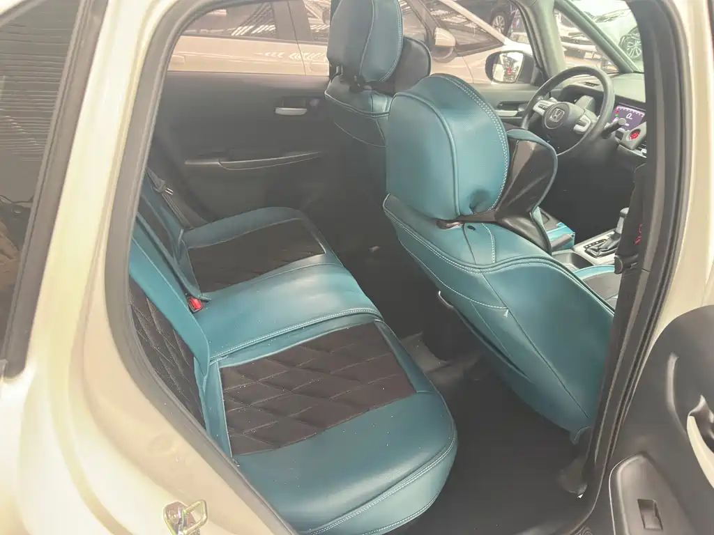 Honda Fit — фото 13