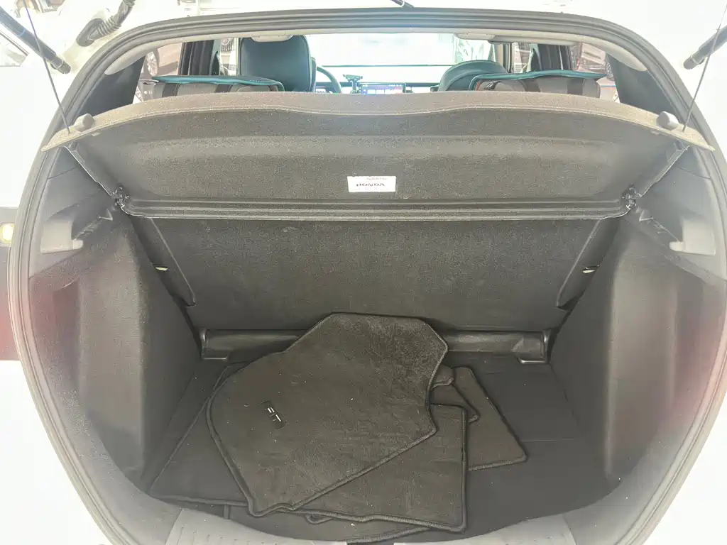 Honda Fit — фото 14