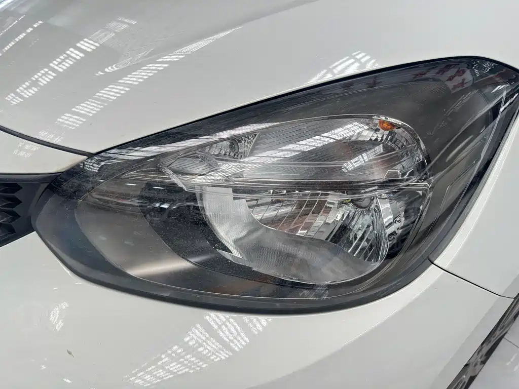 Honda Fit — фото 4