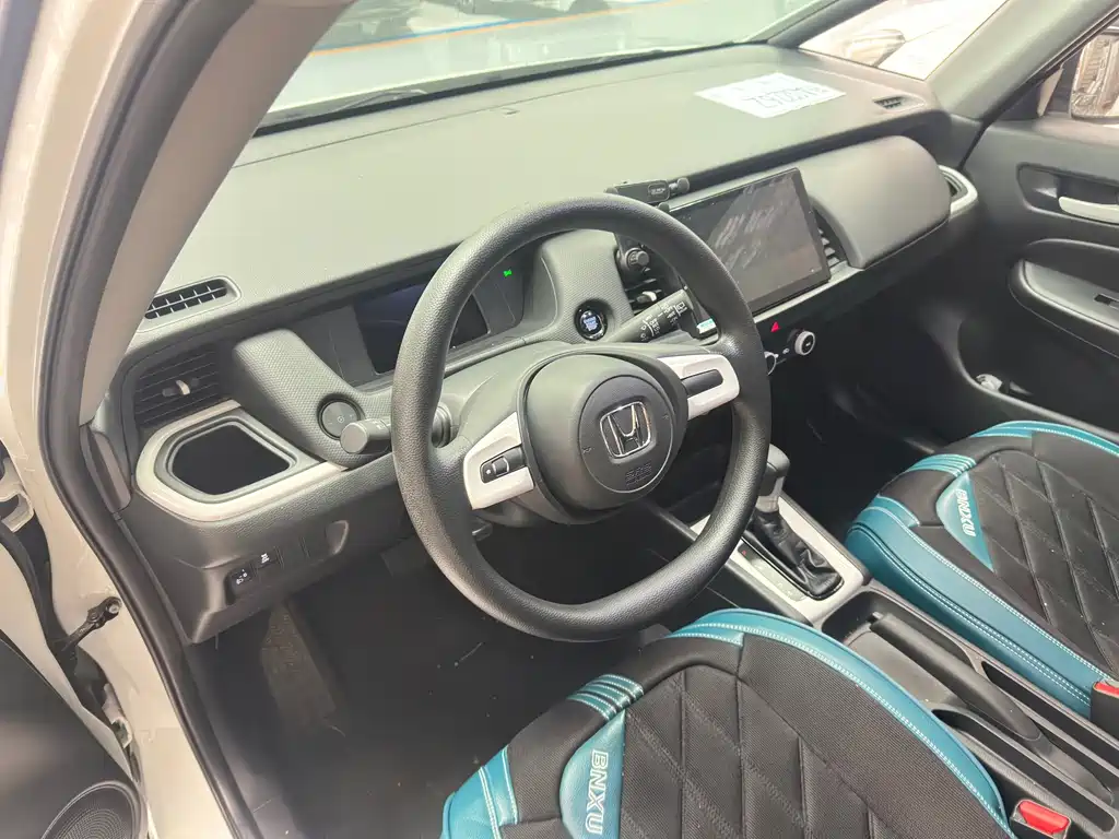 Honda Fit — фото 7