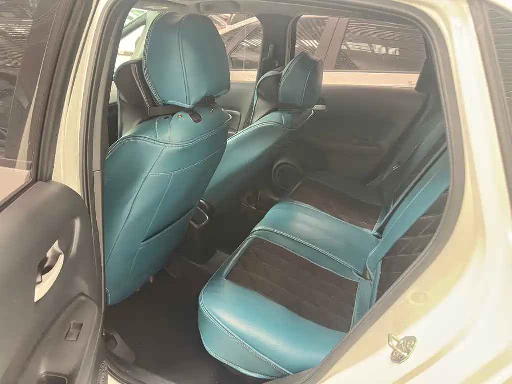 Honda Fit — фото 9