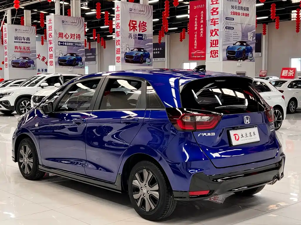Honda Fit — фото 6