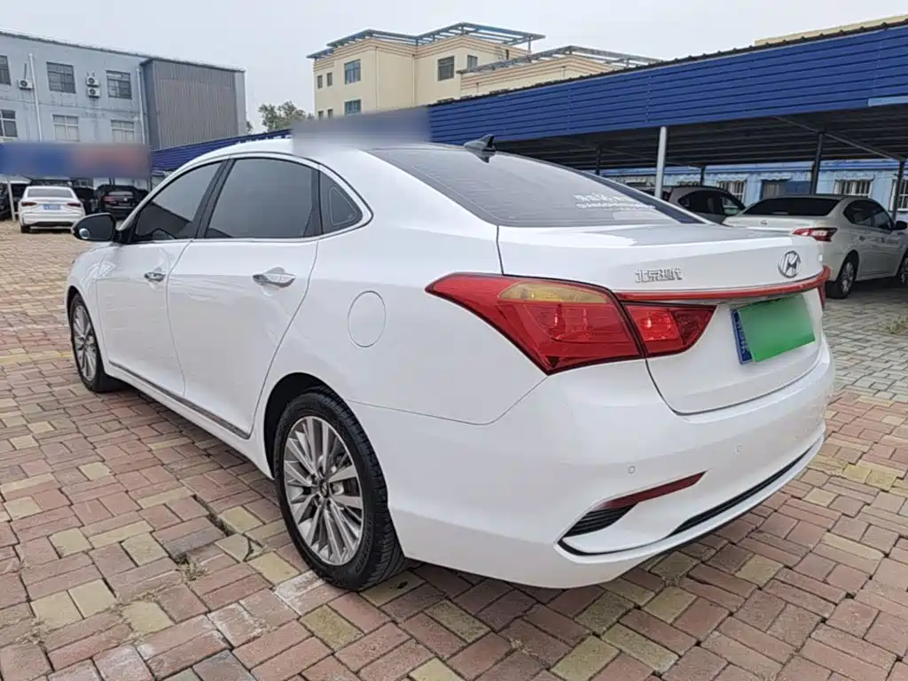 Hyundai Mistra — фото 4