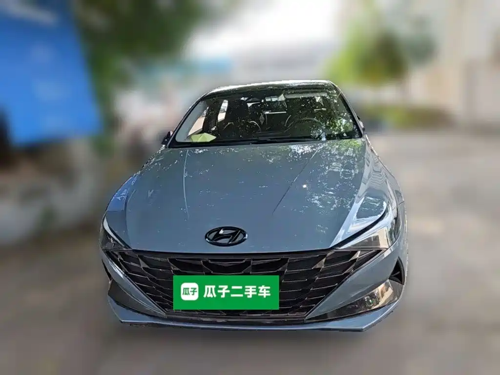 Hyundai Elantra — фото 2
