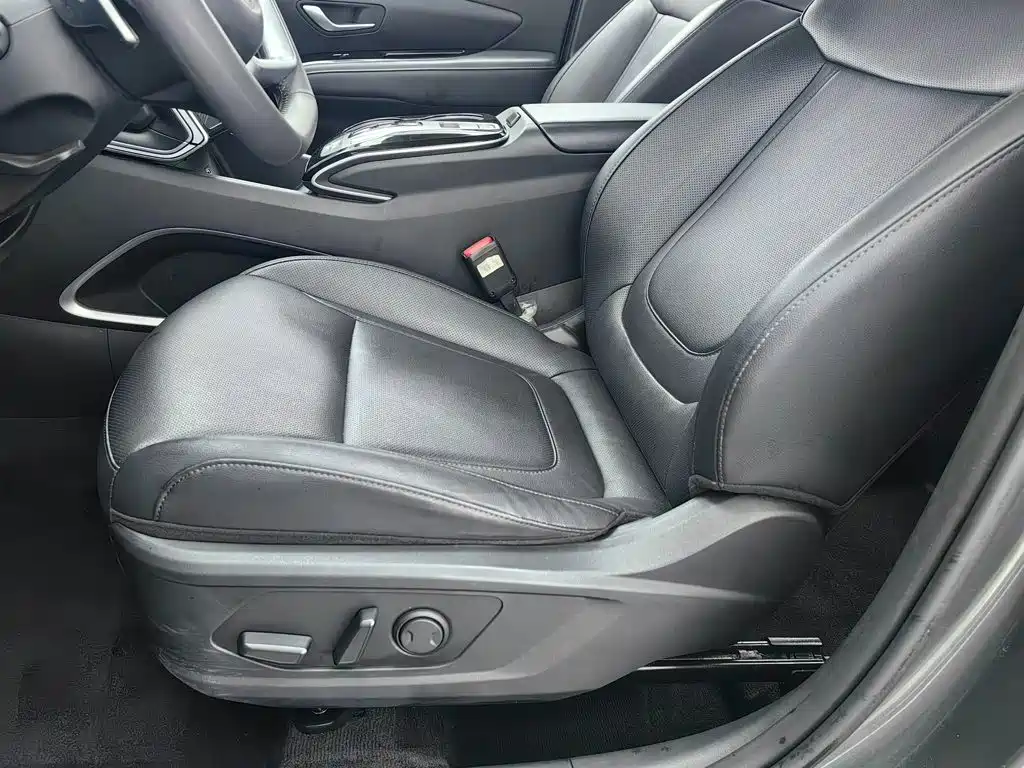 Hyundai Tucson — фото 18