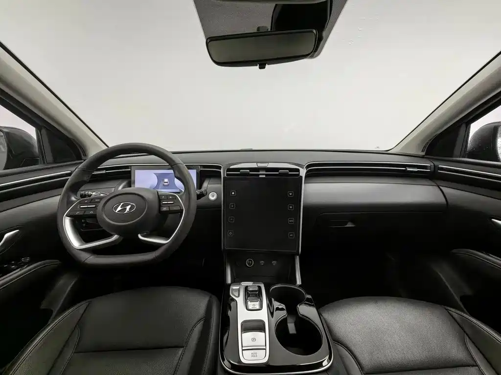 Hyundai Tucson — фото 24