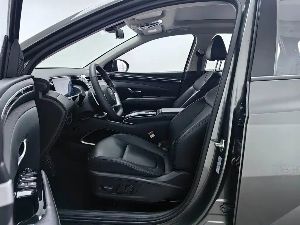 Hyundai Tucson — фото 8