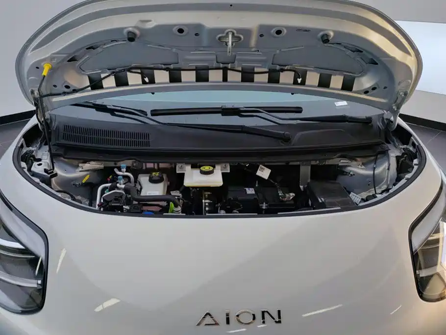 Aion AION UT — фото 10
