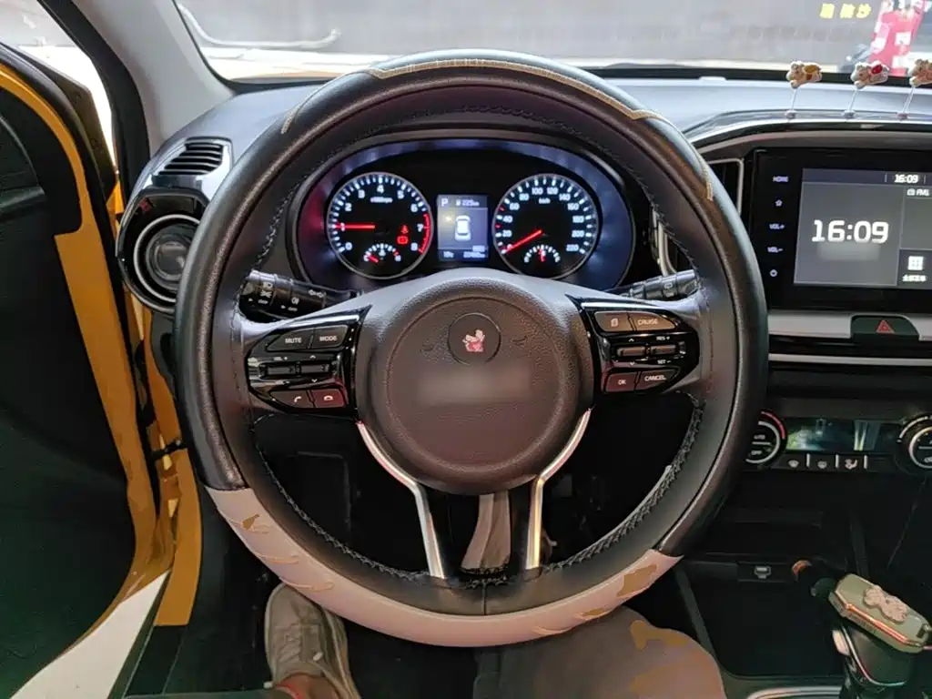Kia KX1 — фото 10