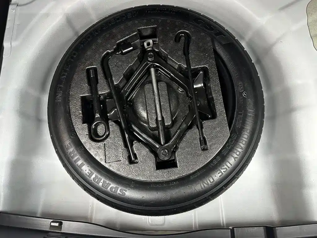 Kia KX1 — фото 21
