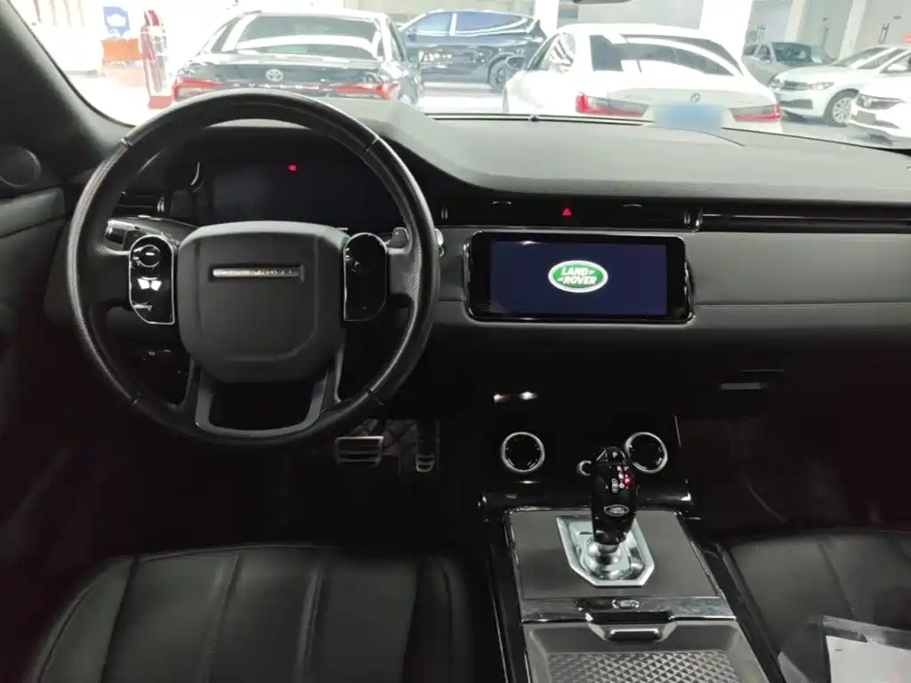 Land Rover Evoque — фото 9