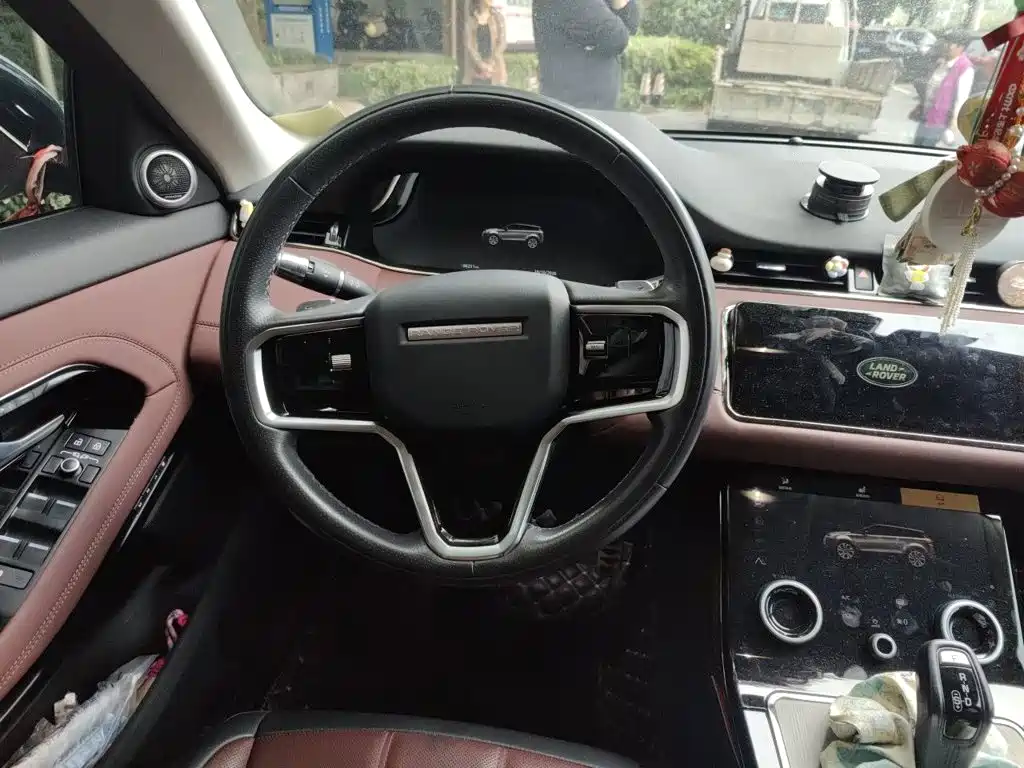 Land Rover Evoque — фото 6