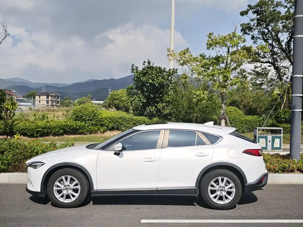 Mazda CX-4 — фото 3