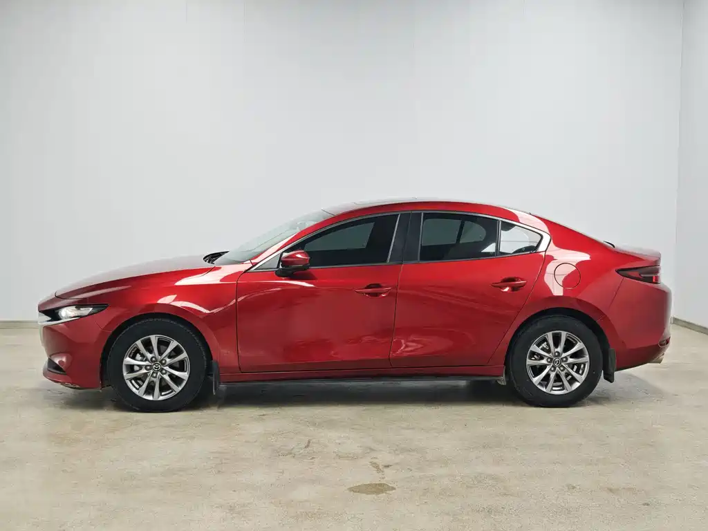 Mazda 3 Axela — фото 3