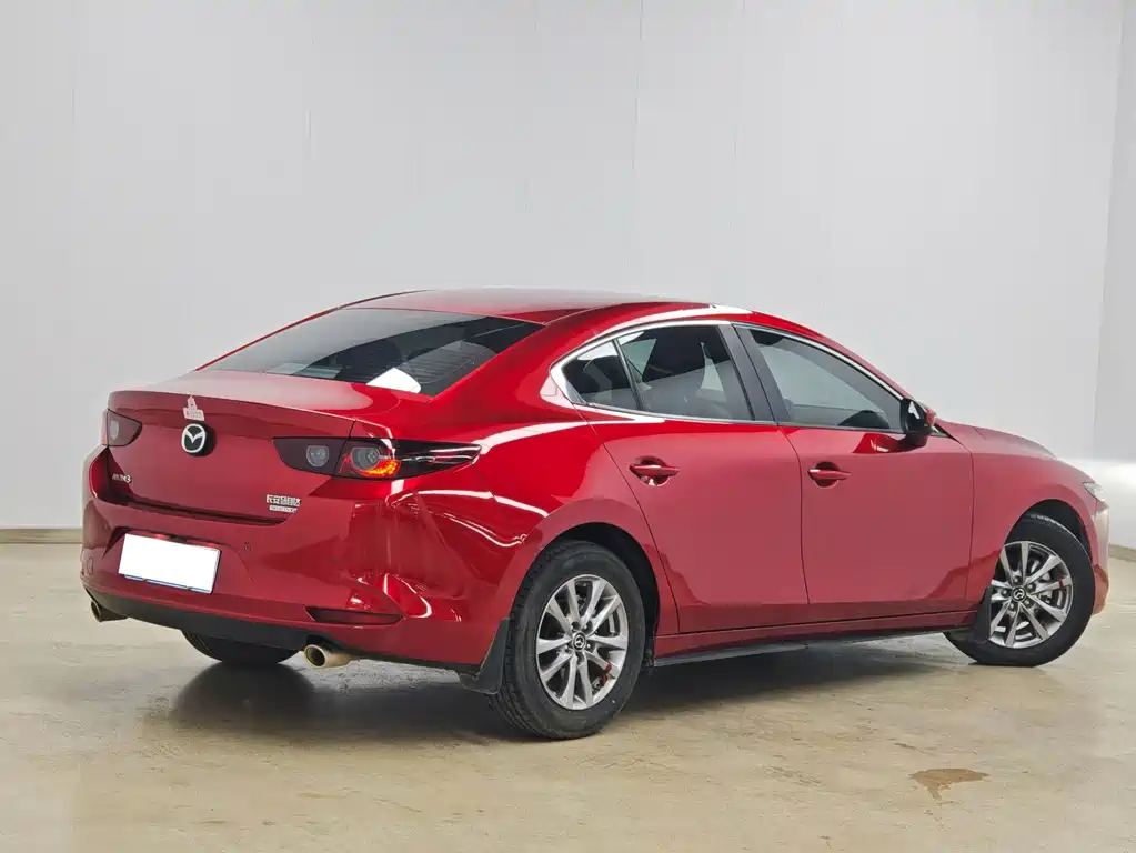 Mazda 3 Axela — фото 4
