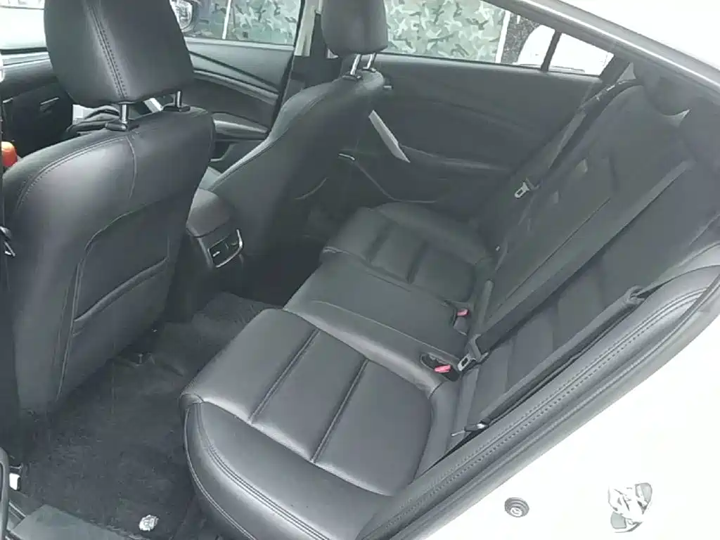 Mazda Atenza — фото 16