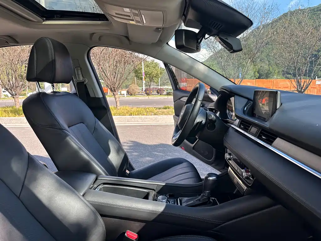 Mazda Atenza — фото 10