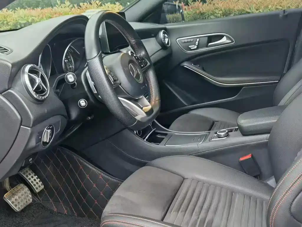 Mercedes-Benz CLA (Import) — фото 6
