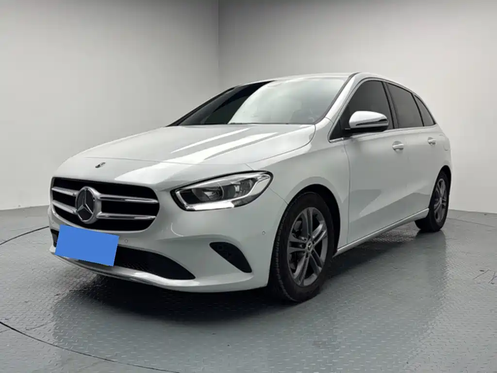 Mercedes-Benz B-Class — фото 1