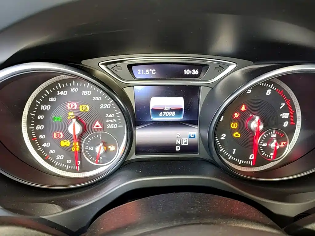 Mercedes-Benz GLA — фото 11