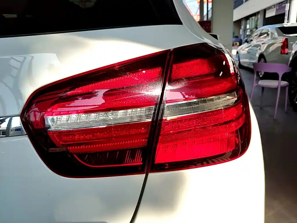 Mercedes-Benz GLA — фото 7