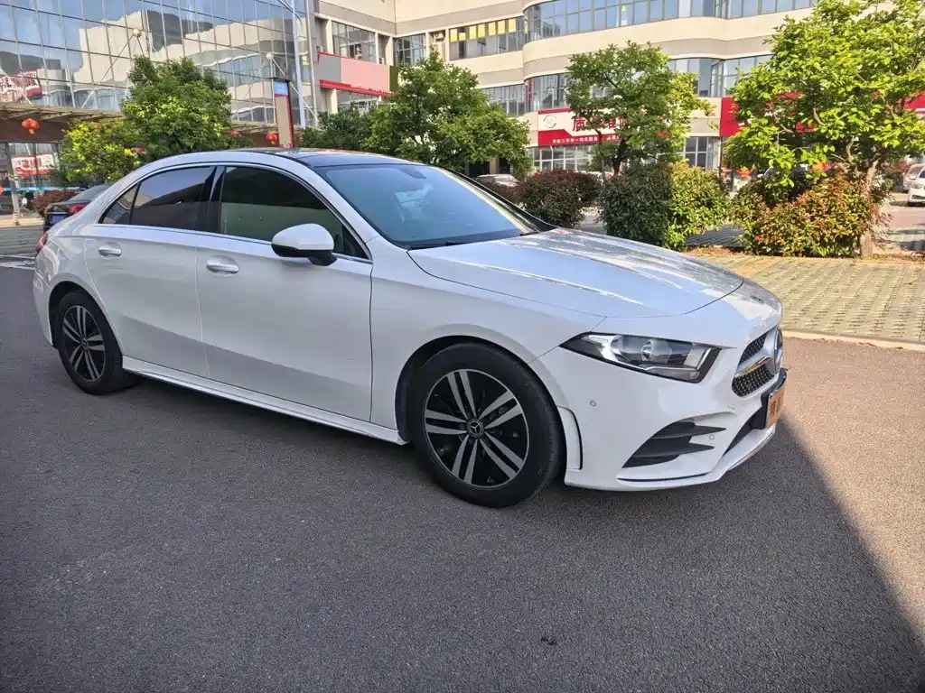 Mercedes-Benz A-Class — фото 2