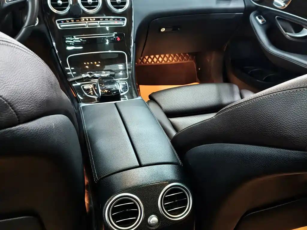 Mercedes-Benz GLC — фото 15