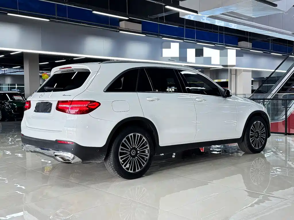 Mercedes-Benz GLC — фото 5