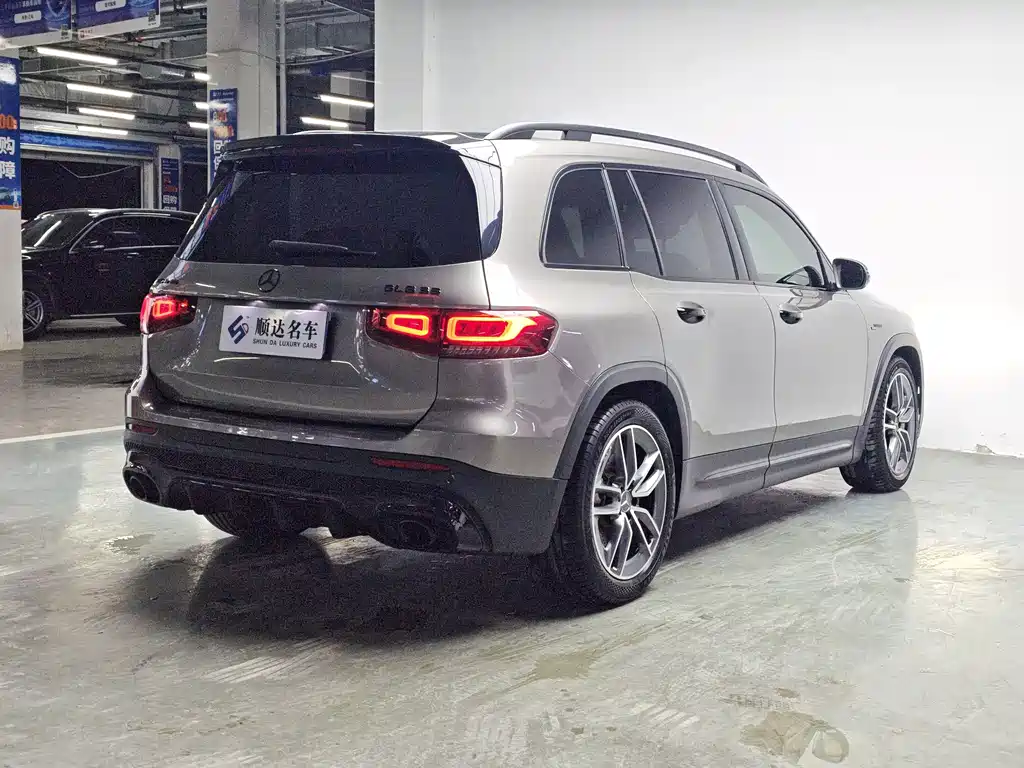 Mercedes-Benz GLB AMG — фото 11