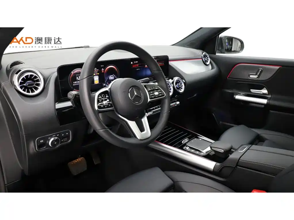 Mercedes-Benz GLA — фото 6