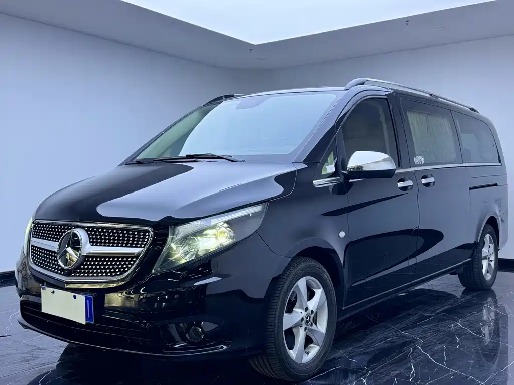 Mercedes-Benz Vito — фото 1