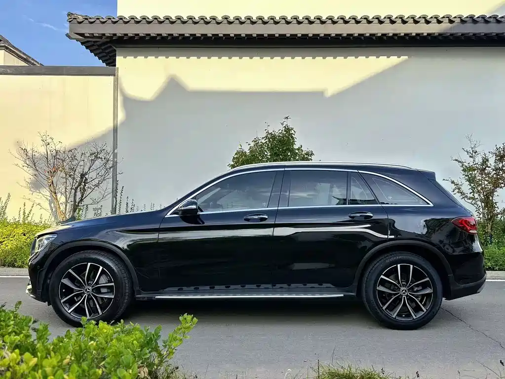 Mercedes-Benz GLC — фото 9