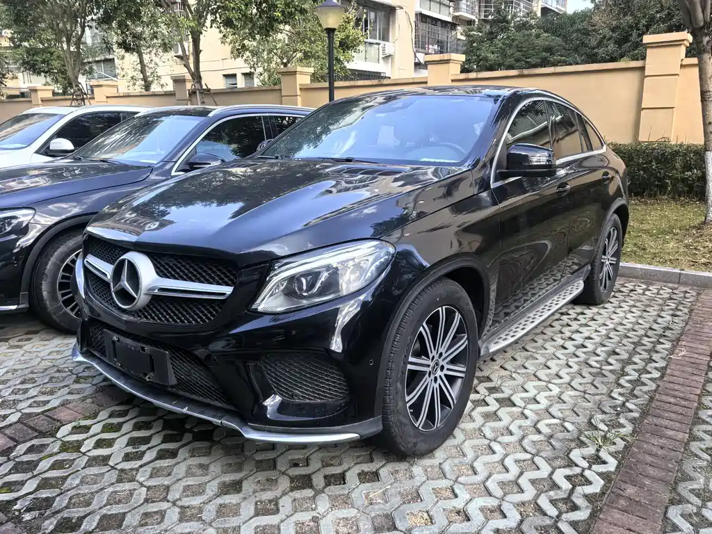 Mercedes-Benz GLE Coupe — фото 1