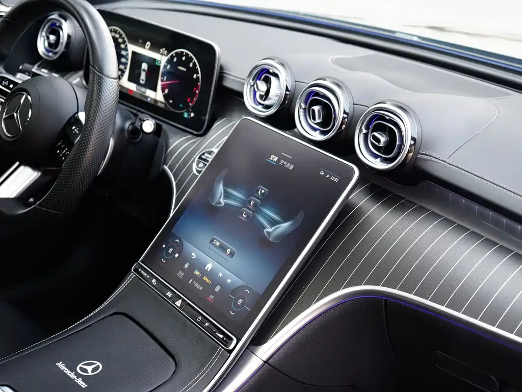 Mercedes-Benz C-Class — фото 13