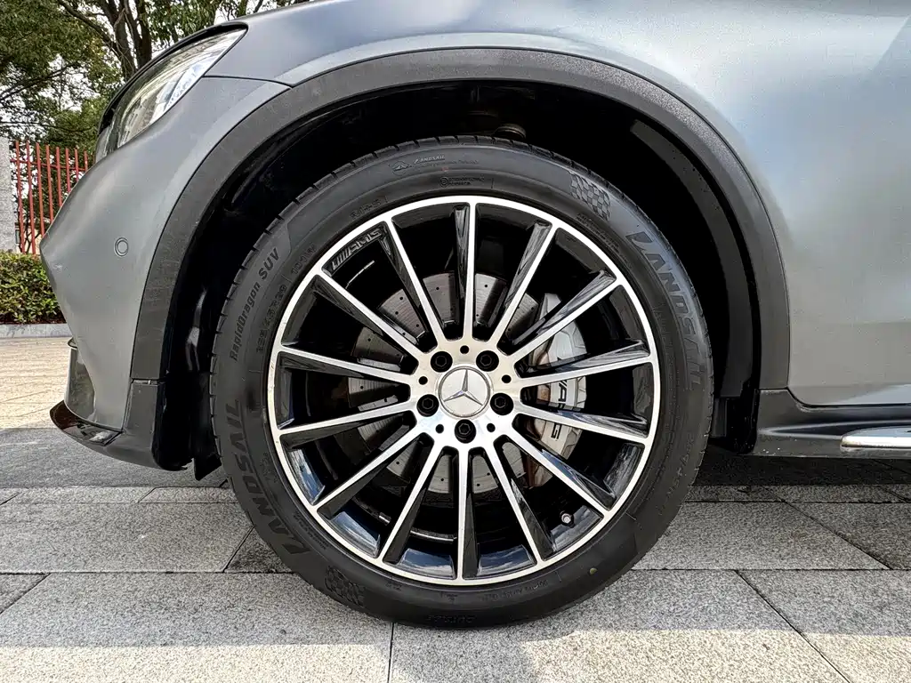 Mercedes-Benz GLC Coupe AMG — фото 19