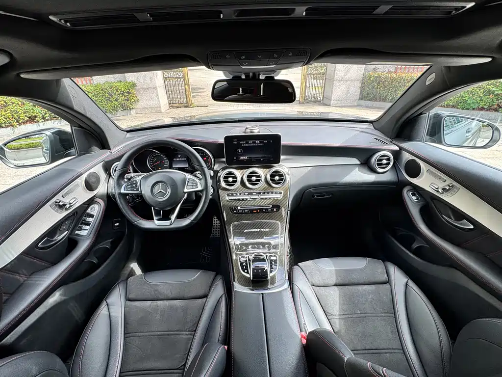 Mercedes-Benz GLC Coupe AMG — фото 7