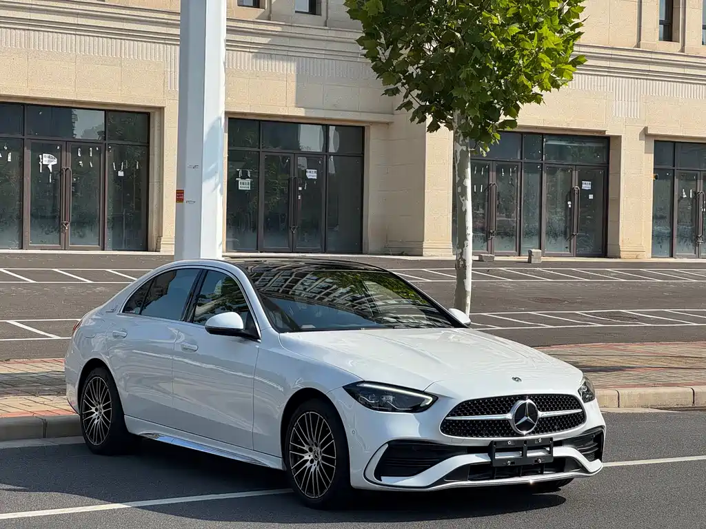 Mercedes-Benz C-Class — фото 4