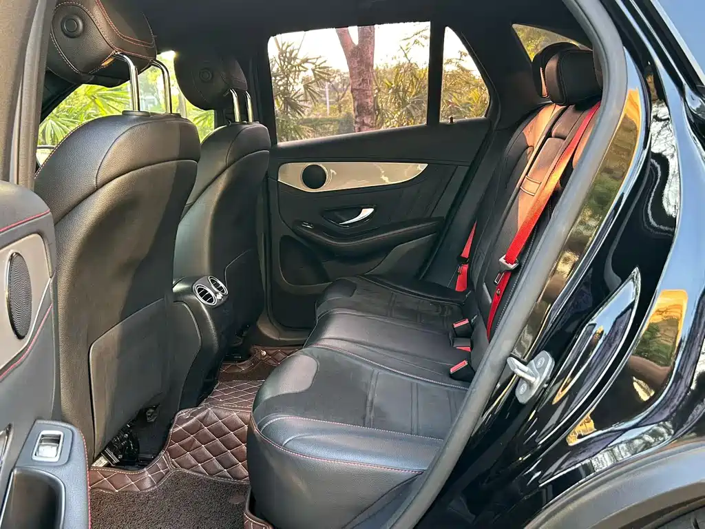 Mercedes-Benz GLC AMG — фото 8