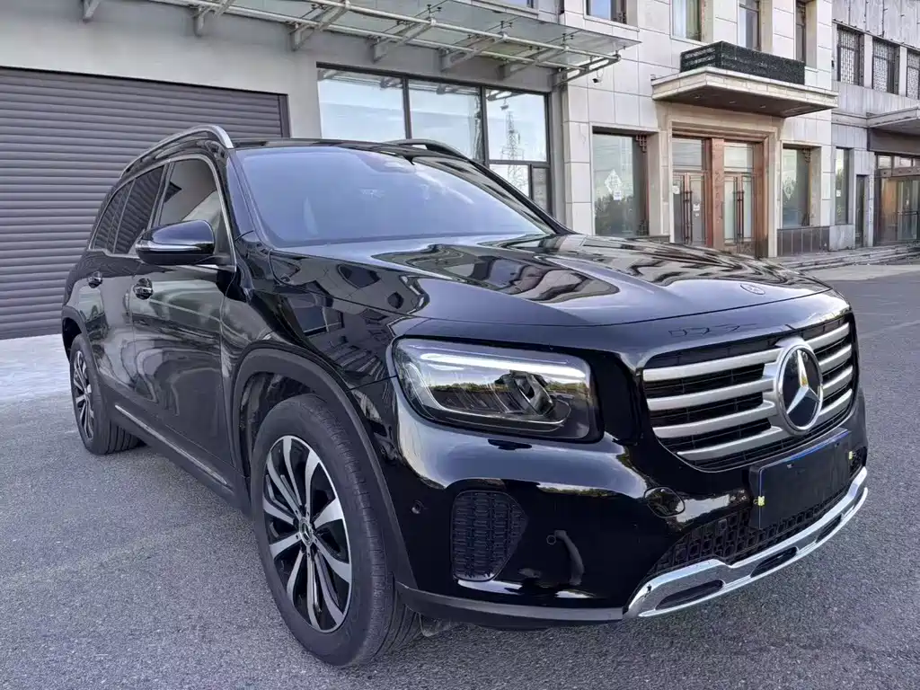 Mercedes-Benz GLB — фото 3