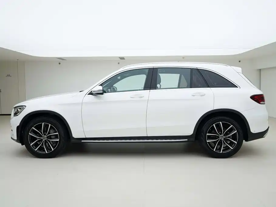 Mercedes-Benz GLC — фото 3