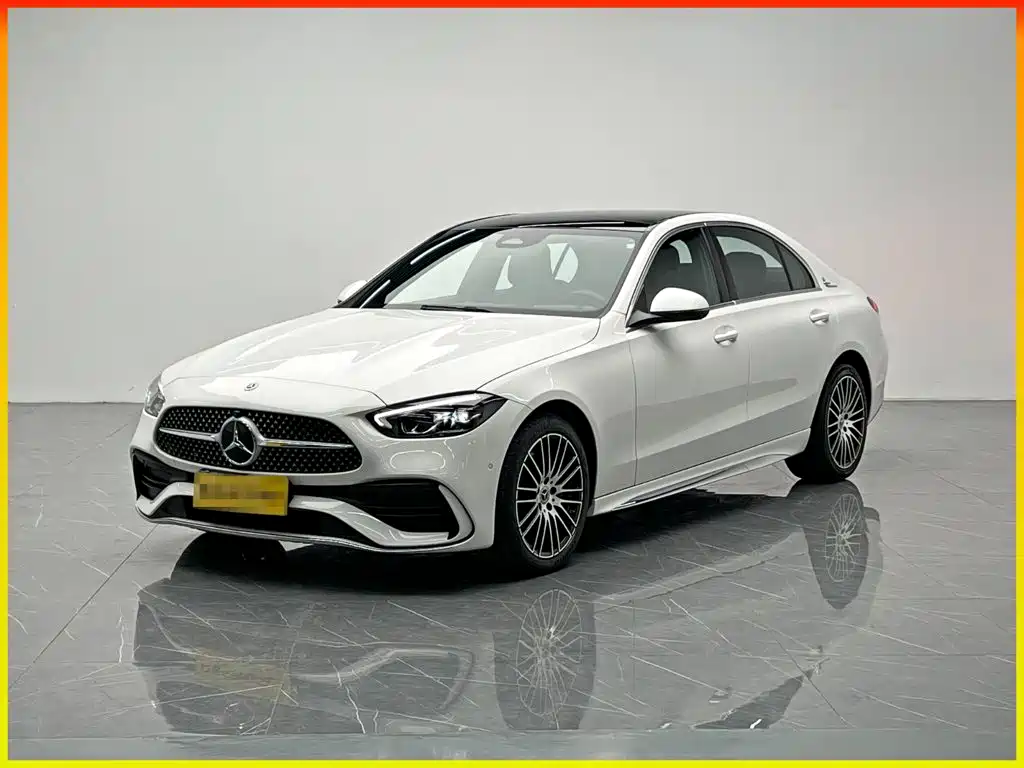 Mercedes-Benz C-Class — фото 1