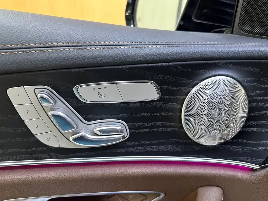 Mercedes-Benz E-Class (Import) — фото 18