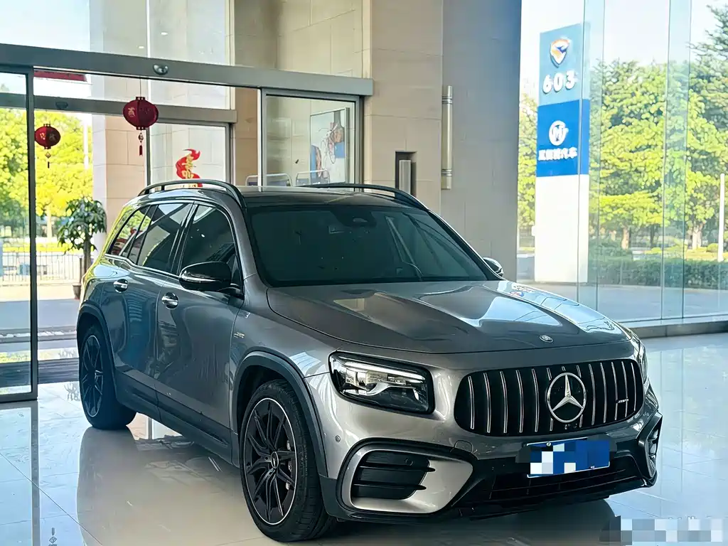 Mercedes-Benz GLB AMG — фото 3