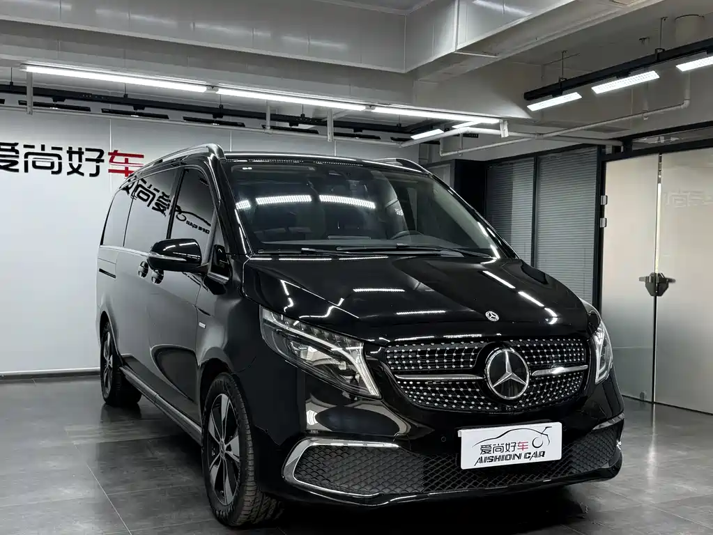 Mercedes-Benz V-Class — фото 3